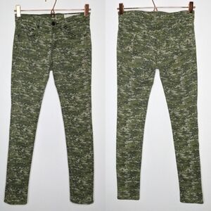 ✨3/$15 Rag & Bone green camo skinny jean legging 26